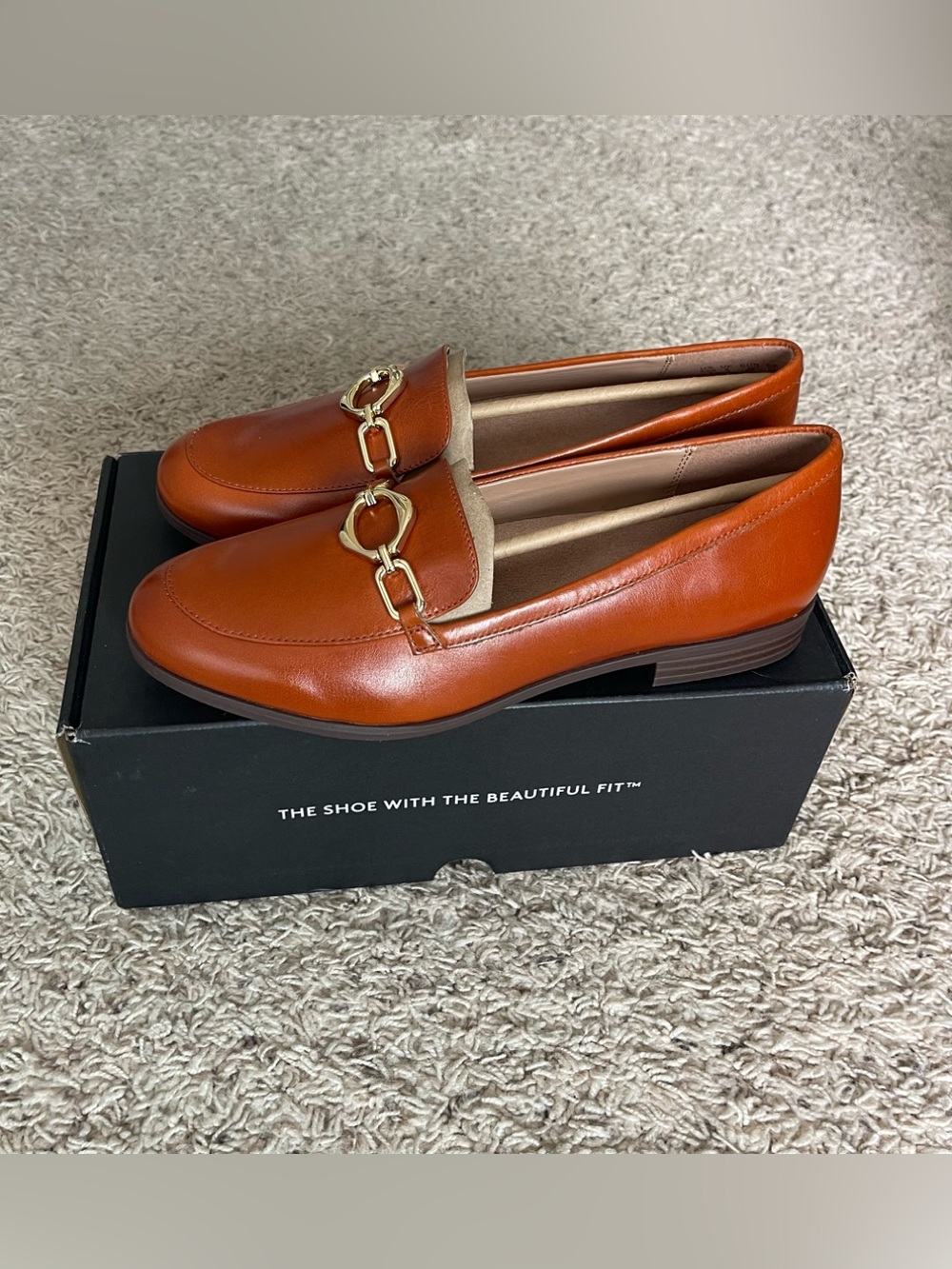 Naturalizer Women's Mya Chain Loafer Brown 8.5M NIB